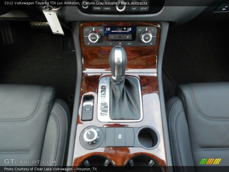 Canyon Gray Metallic / Black Anthracite 2012 Volkswagen Touareg TDI Lux 4XMotion
