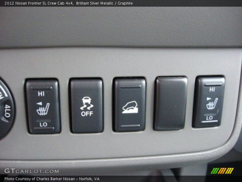 Brilliant Silver Metallic / Graphite 2012 Nissan Frontier SL Crew Cab 4x4