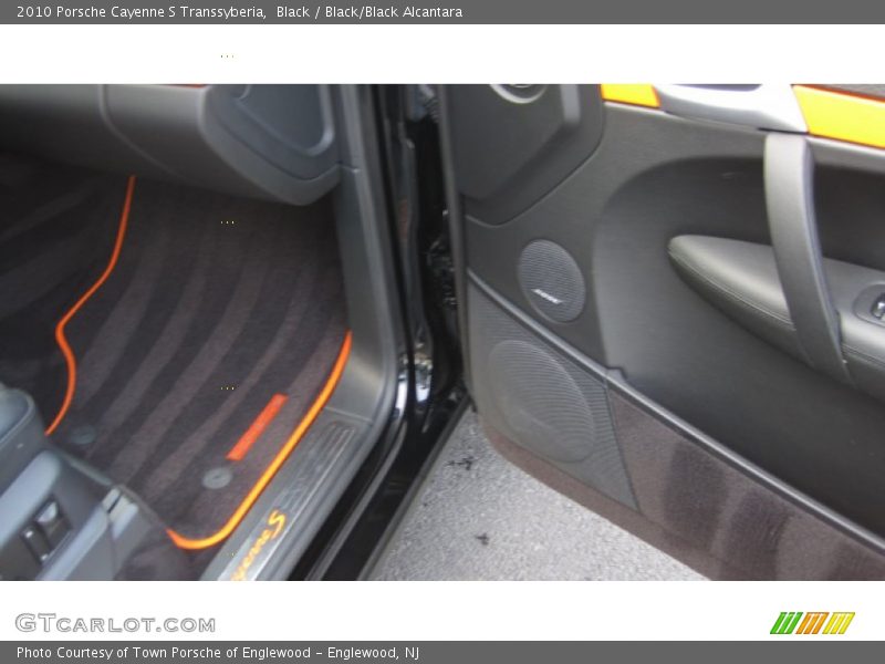 Black / Black/Black Alcantara 2010 Porsche Cayenne S Transsyberia
