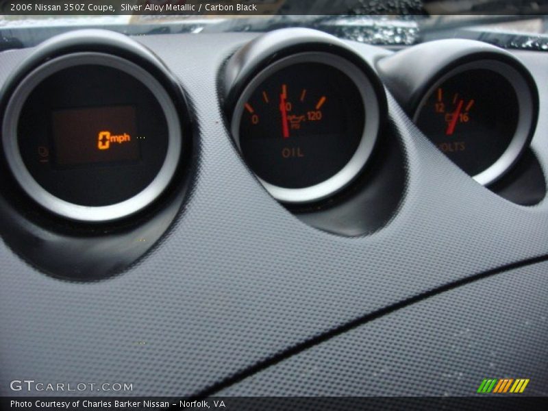 Silver Alloy Metallic / Carbon Black 2006 Nissan 350Z Coupe