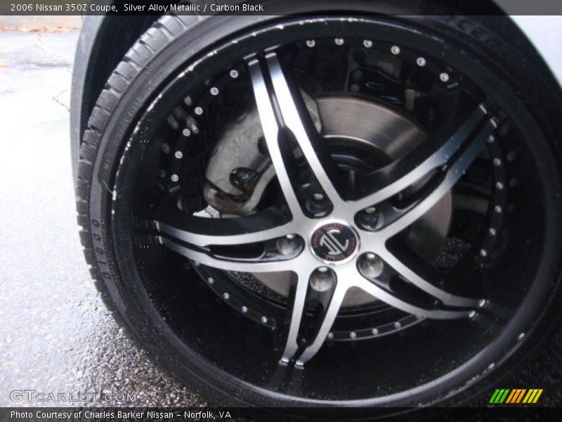 Silver Alloy Metallic / Carbon Black 2006 Nissan 350Z Coupe