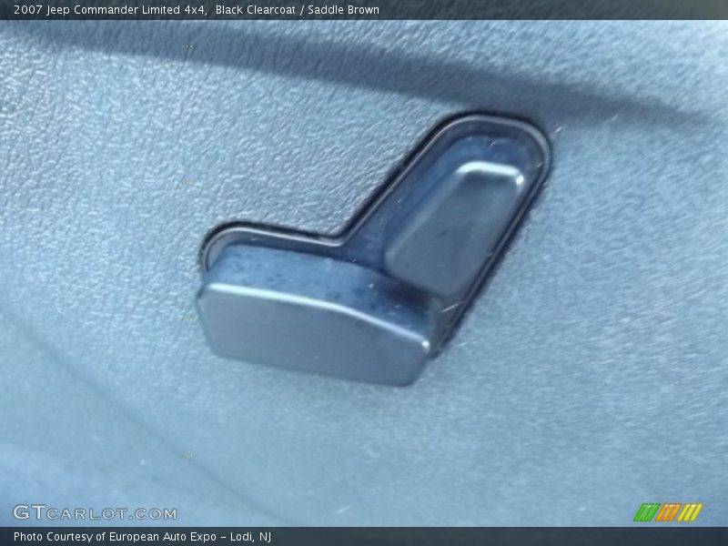 Black Clearcoat / Saddle Brown 2007 Jeep Commander Limited 4x4