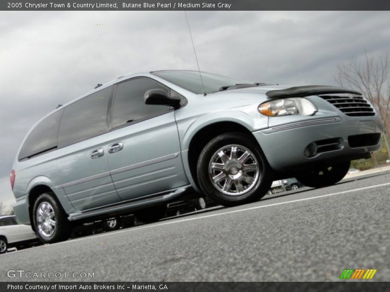 Butane Blue Pearl / Medium Slate Gray 2005 Chrysler Town & Country Limited