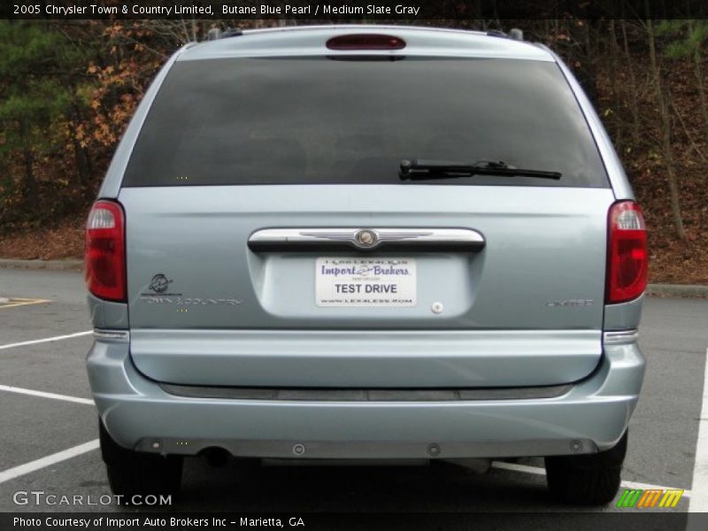 Butane Blue Pearl / Medium Slate Gray 2005 Chrysler Town & Country Limited