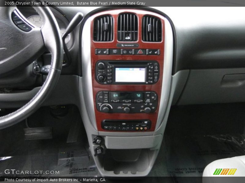 Butane Blue Pearl / Medium Slate Gray 2005 Chrysler Town & Country Limited