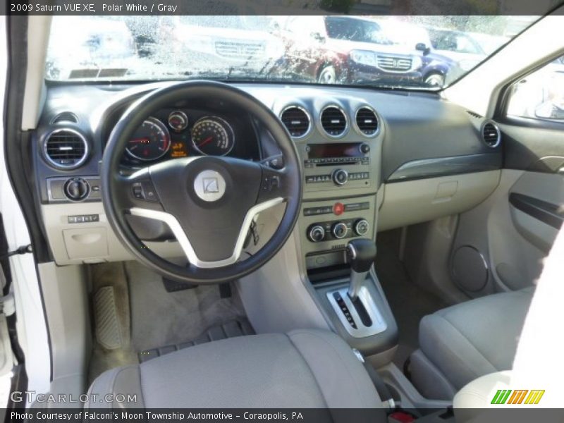 Polar White / Gray 2009 Saturn VUE XE