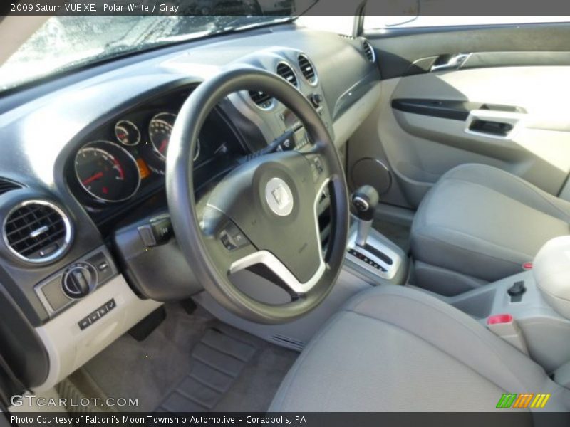 Polar White / Gray 2009 Saturn VUE XE