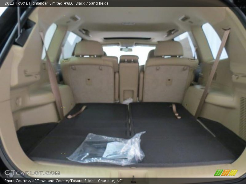 Black / Sand Beige 2013 Toyota Highlander Limited 4WD