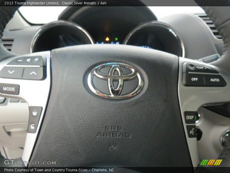 Classic Silver Metallic / Ash 2013 Toyota Highlander Limited