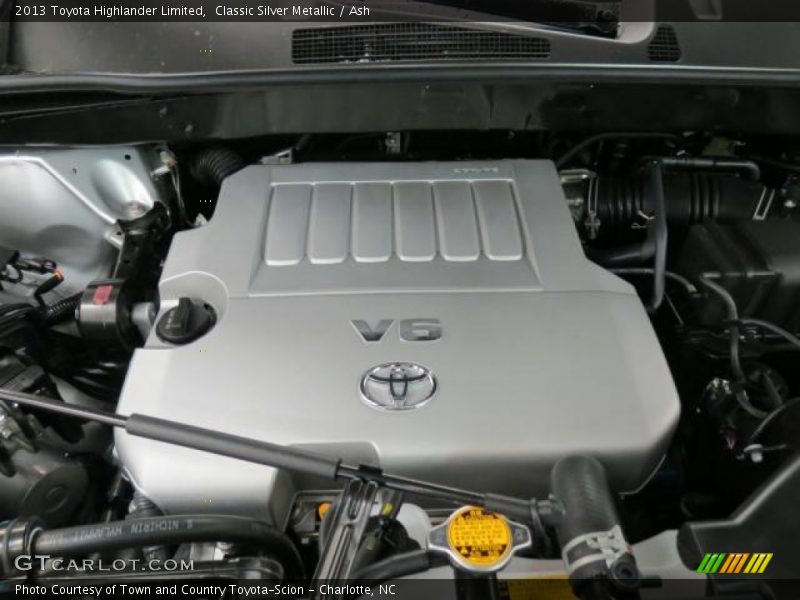 Classic Silver Metallic / Ash 2013 Toyota Highlander Limited