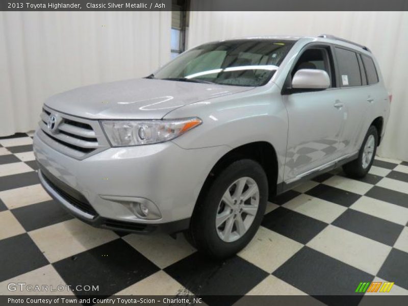 Classic Silver Metallic / Ash 2013 Toyota Highlander