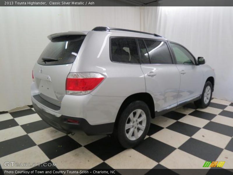 Classic Silver Metallic / Ash 2013 Toyota Highlander