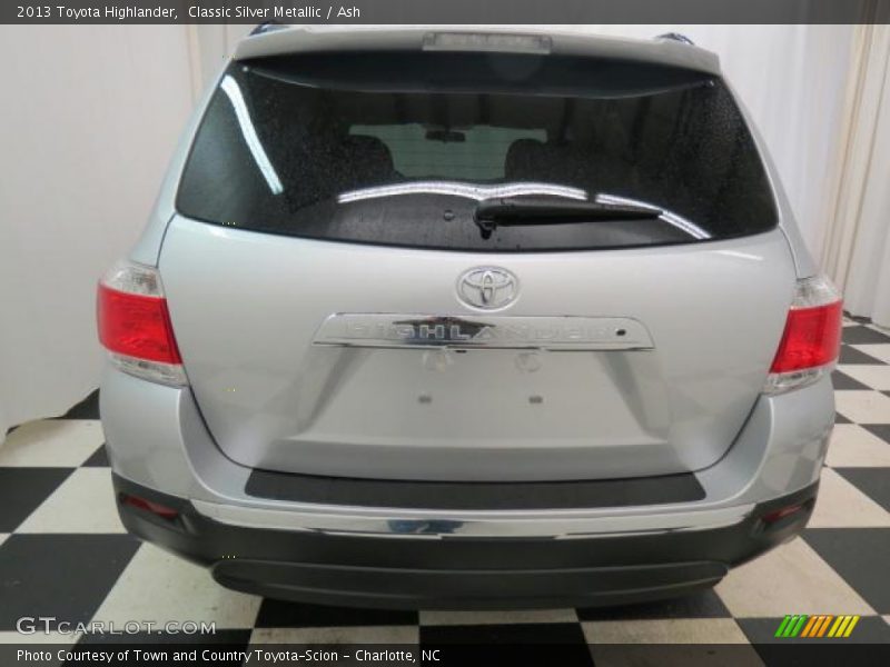 Classic Silver Metallic / Ash 2013 Toyota Highlander