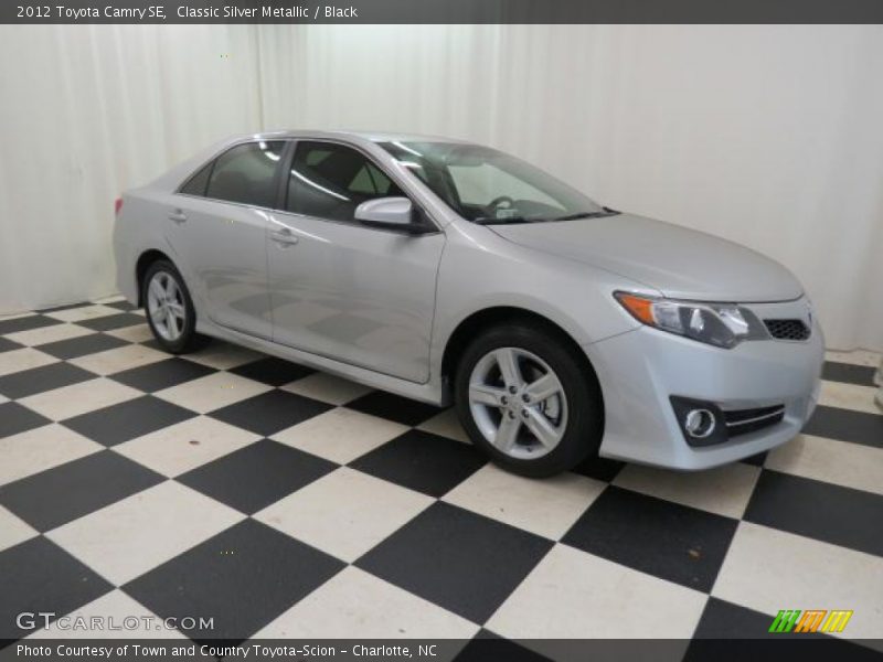 Classic Silver Metallic / Black 2012 Toyota Camry SE