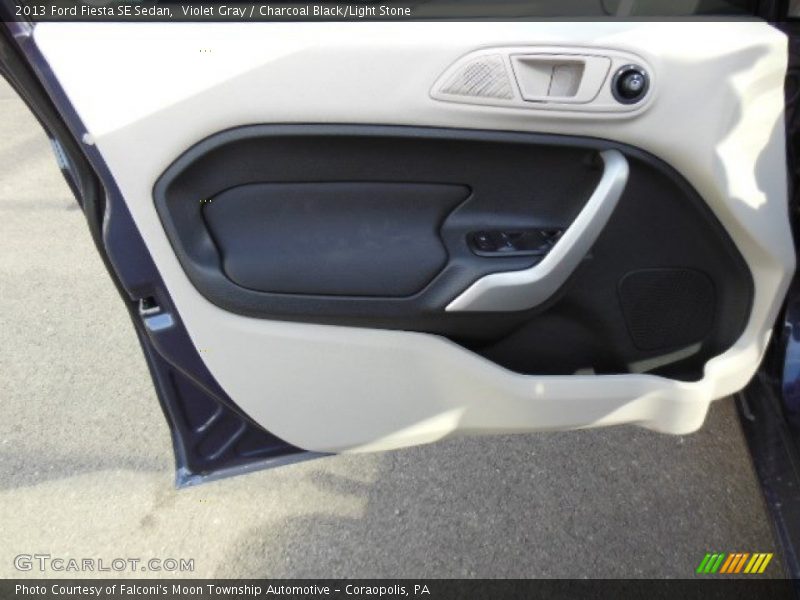 Door Panel of 2013 Fiesta SE Sedan