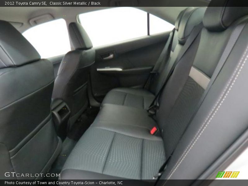 Classic Silver Metallic / Black 2012 Toyota Camry SE