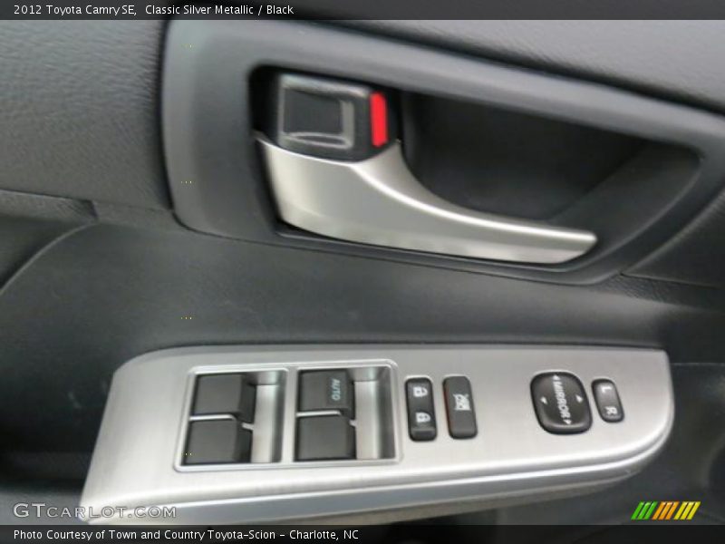 Classic Silver Metallic / Black 2012 Toyota Camry SE