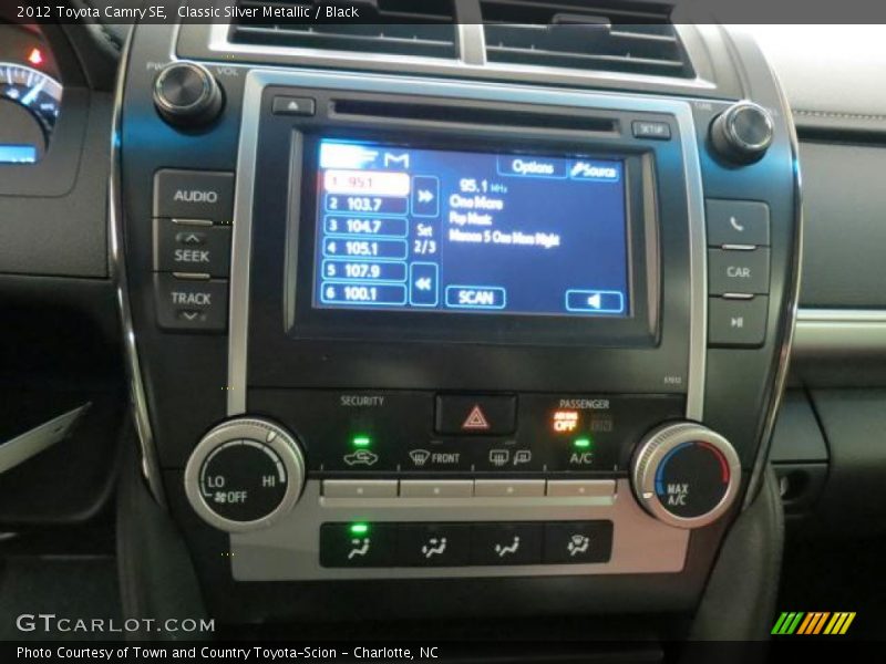 Classic Silver Metallic / Black 2012 Toyota Camry SE