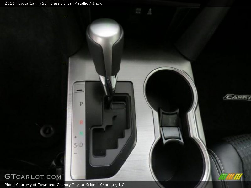 Classic Silver Metallic / Black 2012 Toyota Camry SE