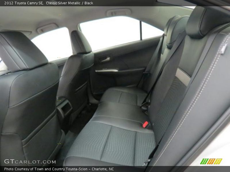 Classic Silver Metallic / Black 2012 Toyota Camry SE