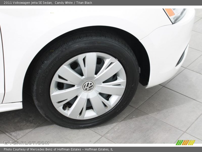 Candy White / Titan Black 2011 Volkswagen Jetta SE Sedan