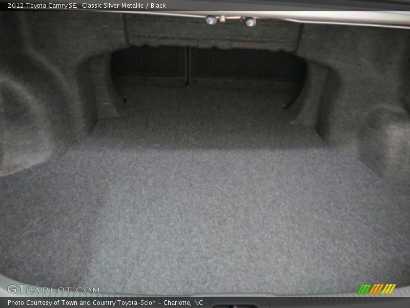 Classic Silver Metallic / Black 2012 Toyota Camry SE