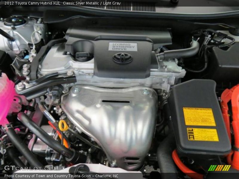 Classic Silver Metallic / Light Gray 2012 Toyota Camry Hybrid XLE