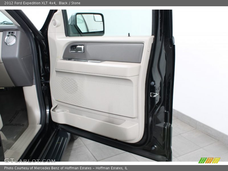 Black / Stone 2012 Ford Expedition XLT 4x4