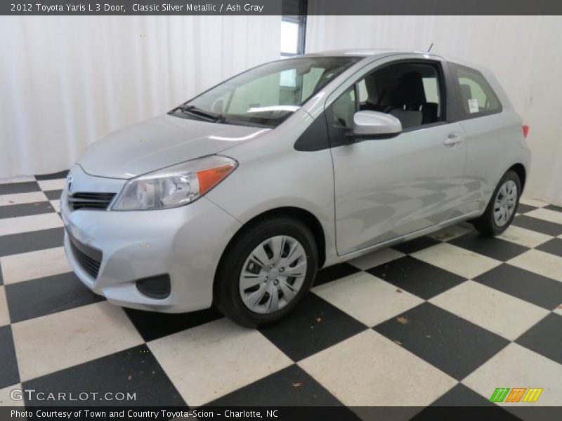 Classic Silver Metallic / Ash Gray 2012 Toyota Yaris L 3 Door