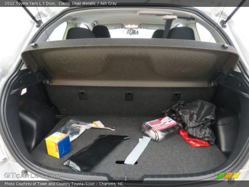 Classic Silver Metallic / Ash Gray 2012 Toyota Yaris L 3 Door