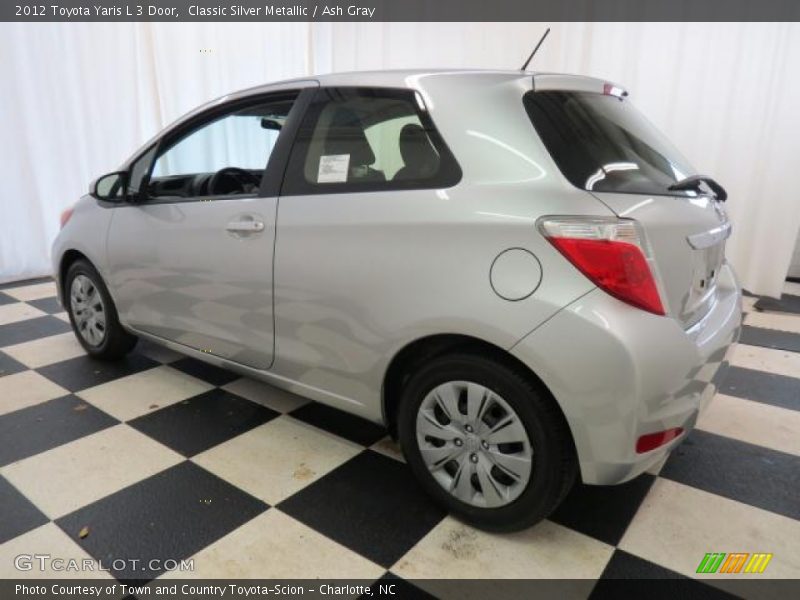 Classic Silver Metallic / Ash Gray 2012 Toyota Yaris L 3 Door