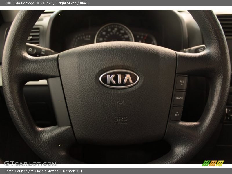 Bright Silver / Black 2009 Kia Borrego LX V6 4x4