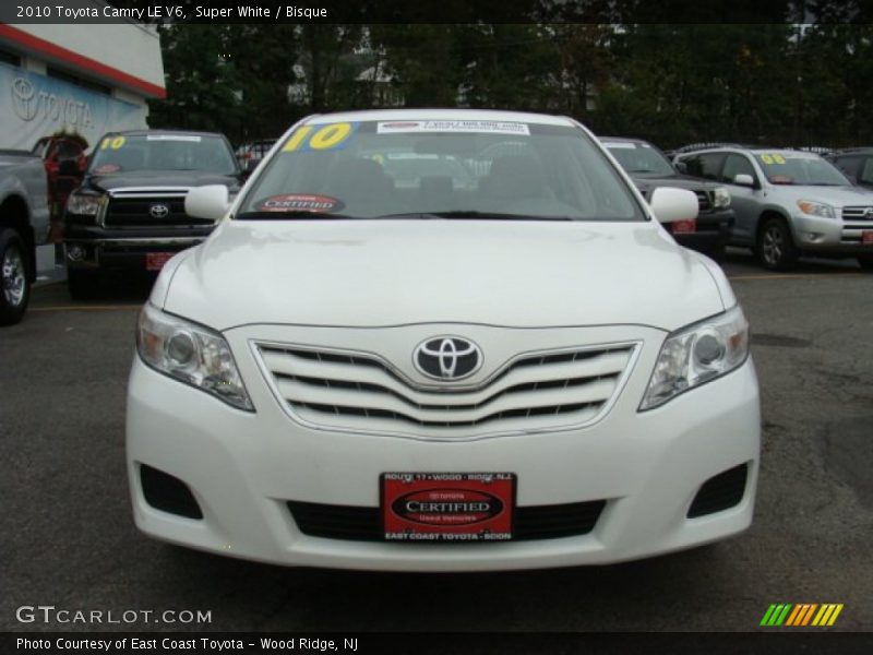 Super White / Bisque 2010 Toyota Camry LE V6