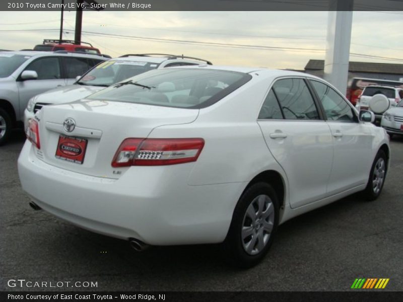 Super White / Bisque 2010 Toyota Camry LE V6
