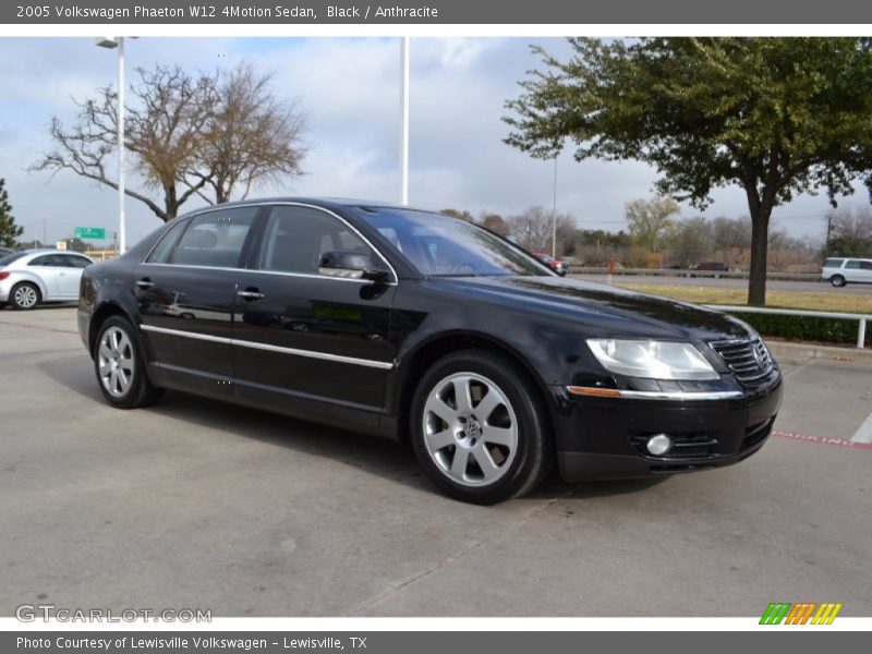 Front 3/4 View of 2005 Phaeton W12 4Motion Sedan