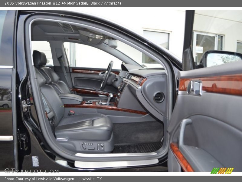  2005 Phaeton W12 4Motion Sedan Anthracite Interior