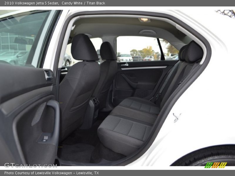 Candy White / Titan Black 2010 Volkswagen Jetta S Sedan