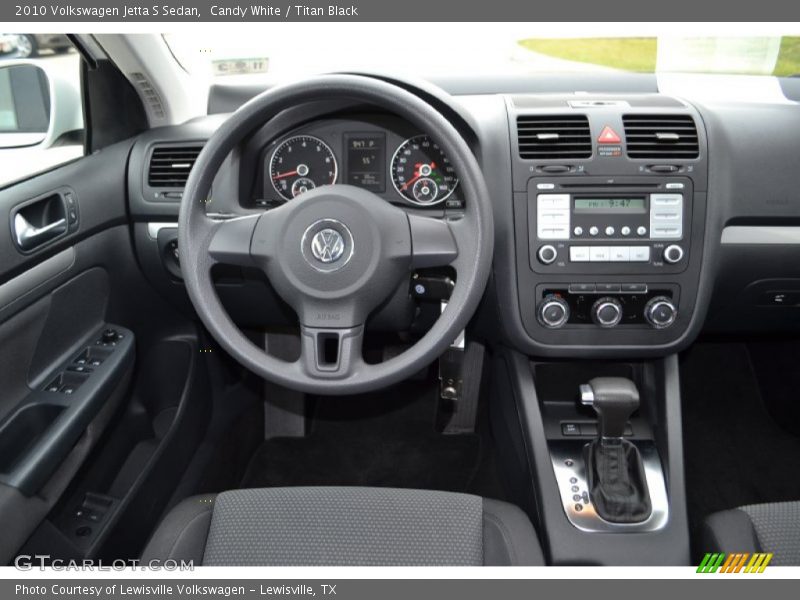 Candy White / Titan Black 2010 Volkswagen Jetta S Sedan