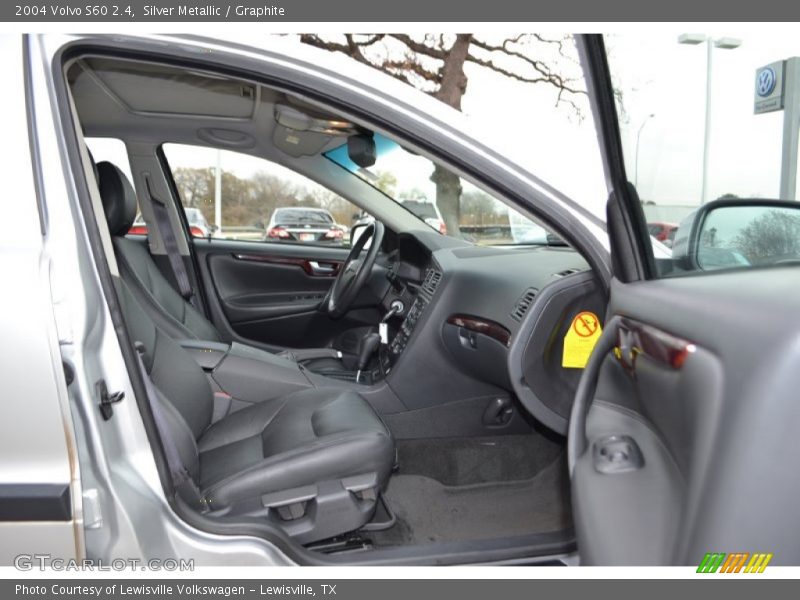 Silver Metallic / Graphite 2004 Volvo S60 2.4