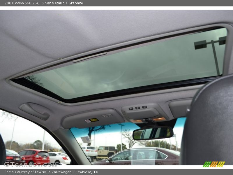 Silver Metallic / Graphite 2004 Volvo S60 2.4