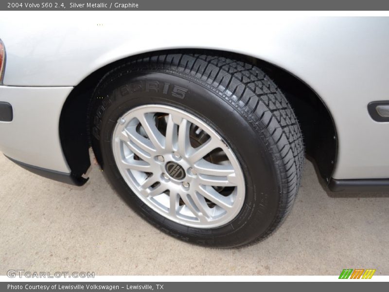 Silver Metallic / Graphite 2004 Volvo S60 2.4