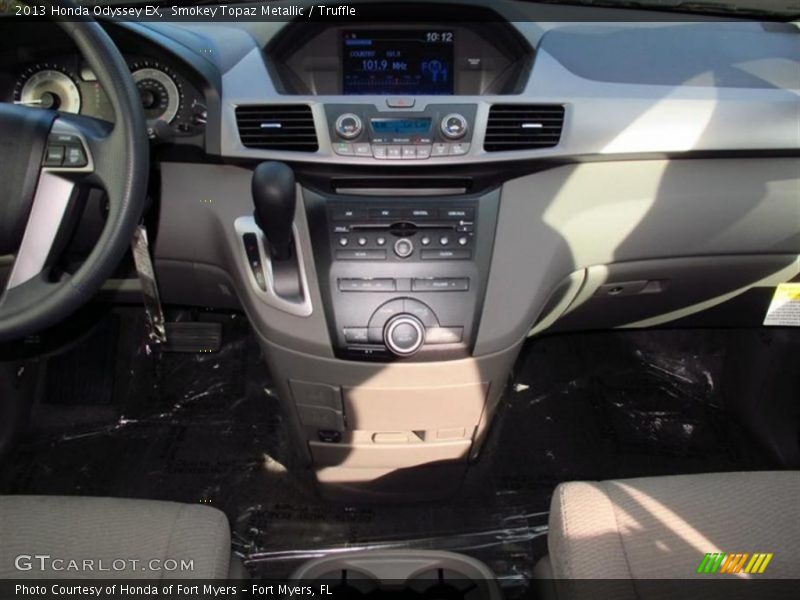 Smokey Topaz Metallic / Truffle 2013 Honda Odyssey EX