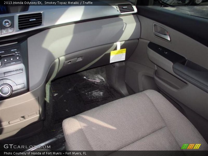 Smokey Topaz Metallic / Truffle 2013 Honda Odyssey EX
