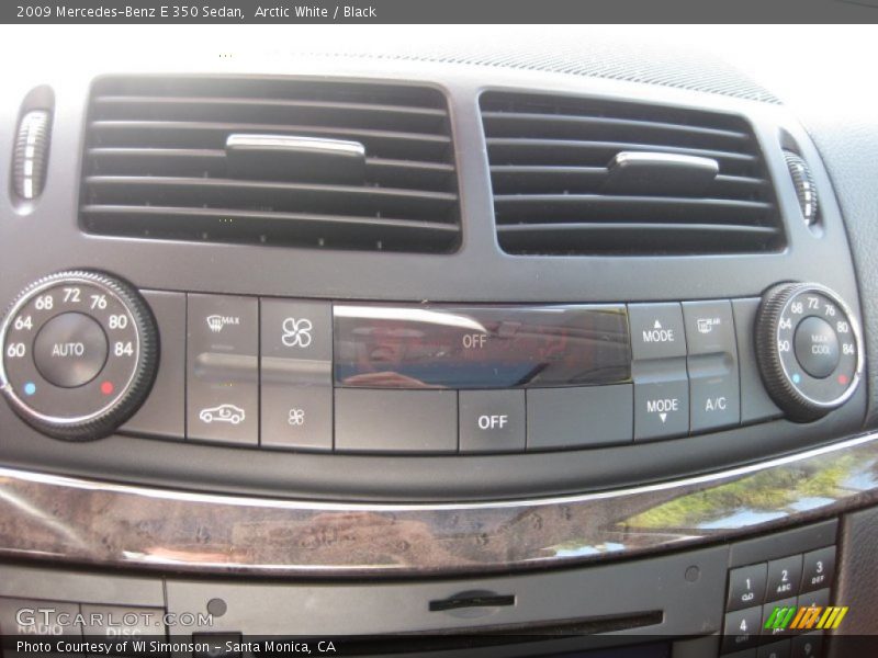 Arctic White / Black 2009 Mercedes-Benz E 350 Sedan