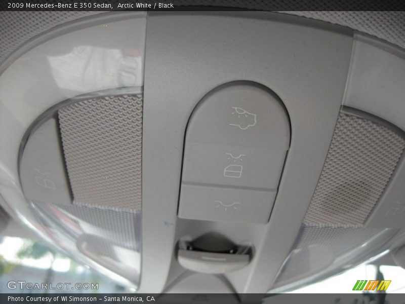Arctic White / Black 2009 Mercedes-Benz E 350 Sedan