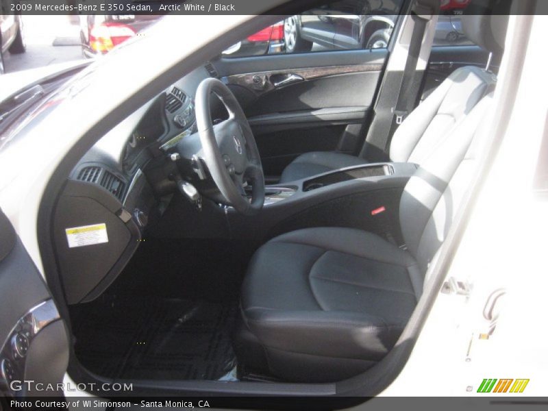Arctic White / Black 2009 Mercedes-Benz E 350 Sedan