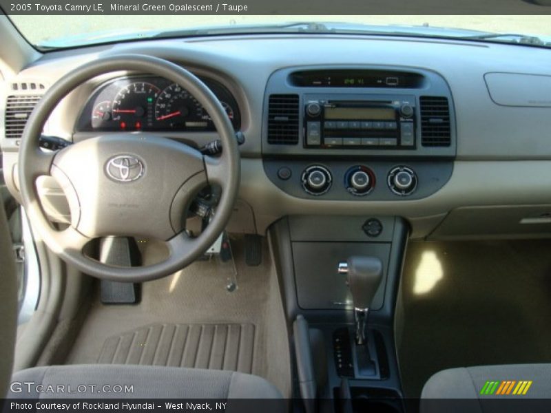 Mineral Green Opalescent / Taupe 2005 Toyota Camry LE