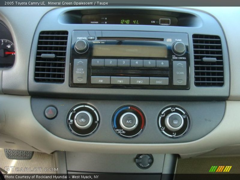 Mineral Green Opalescent / Taupe 2005 Toyota Camry LE