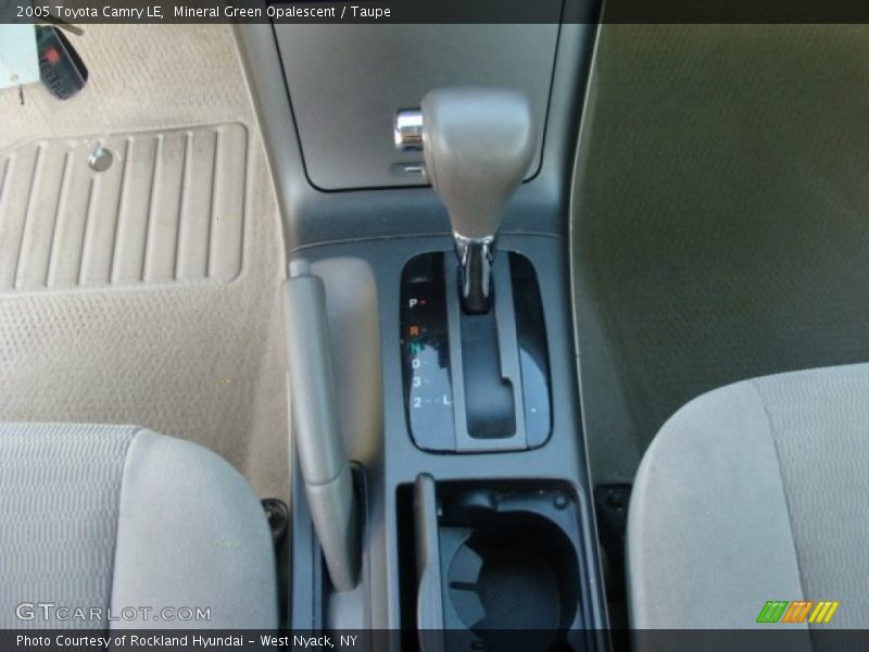 Mineral Green Opalescent / Taupe 2005 Toyota Camry LE