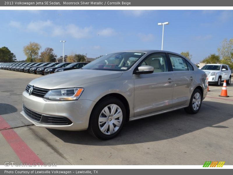 Moonrock Silver Metallic / Cornsilk Beige 2013 Volkswagen Jetta SE Sedan